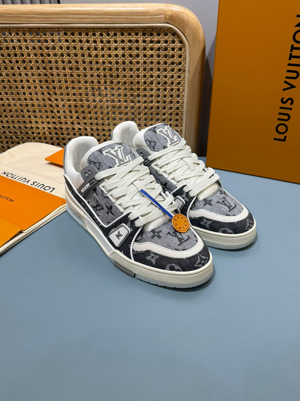 Sneaker LV Trainer Gris