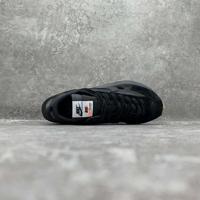 Nike VaporWaffle "Sacai - Off Noir" - Ma boutique