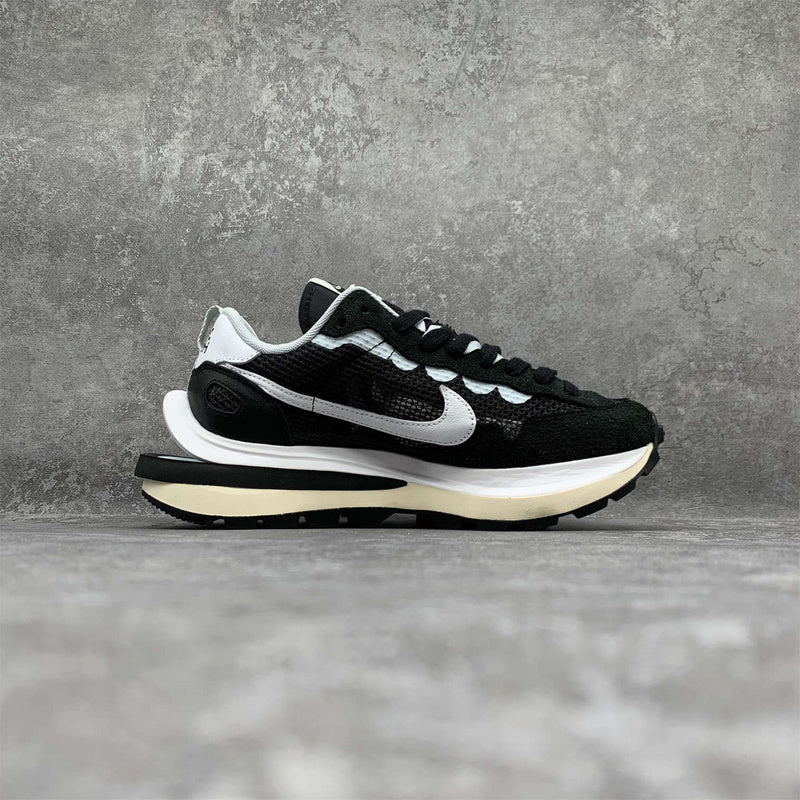 Nike VaporWaffle "Sacai - Black White" - Ma boutique