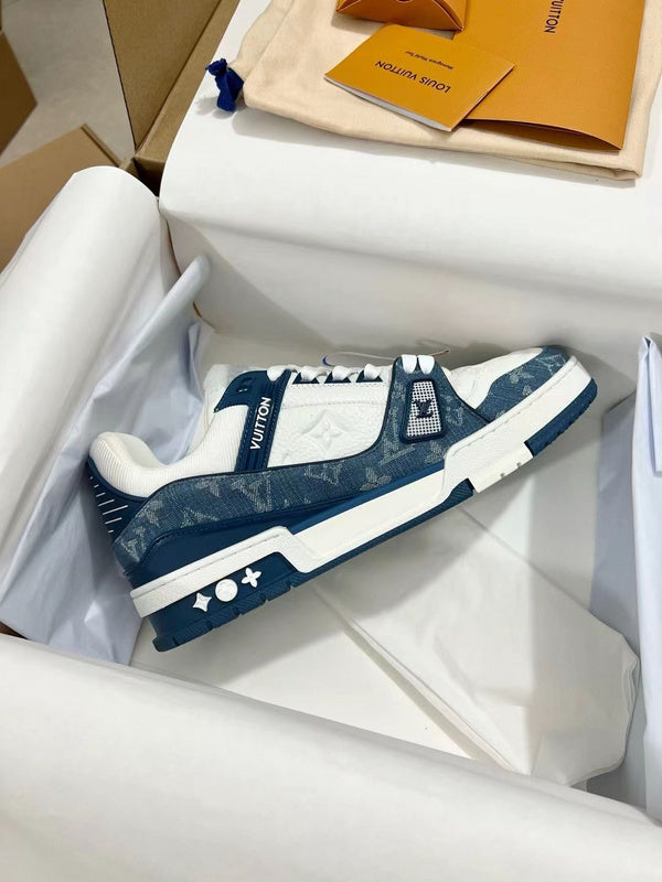 Sneaker LV Trainer Bleu Clair - Ma boutique