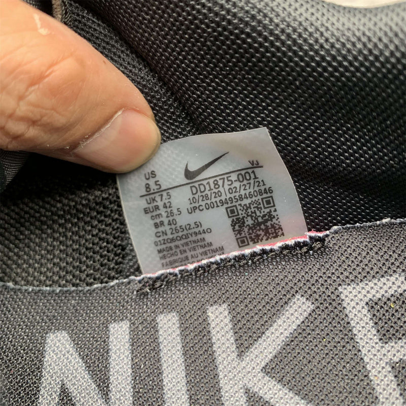 Nike VaporWaffle "Sacai - Off Noir" - Ma boutique