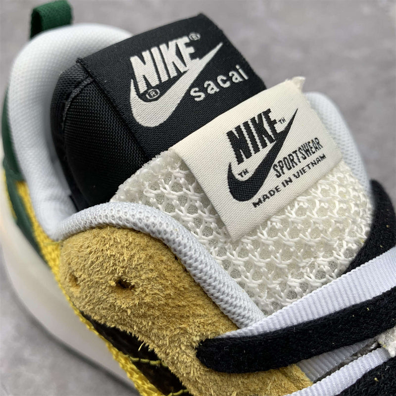 Nike VaporWaffle "Sacai - Tour Yellow" - Ma boutique