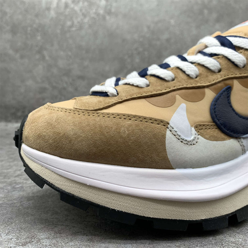 Nike VaporWaffle "Sacai - Tan Navy" - Ma boutique