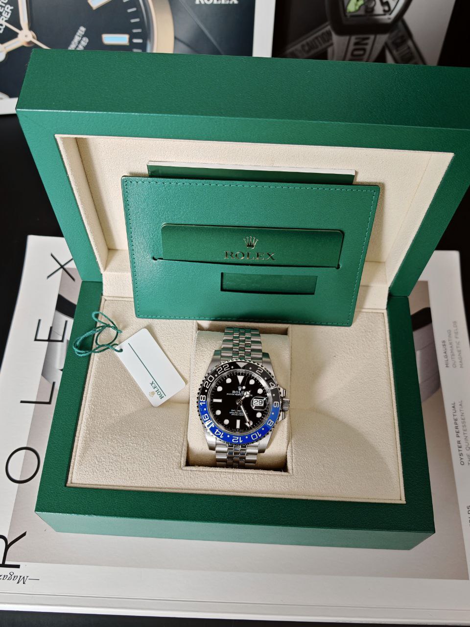 Rolex GMT-Master II  Oyster, 40 mm, Jubile 126710BLNR