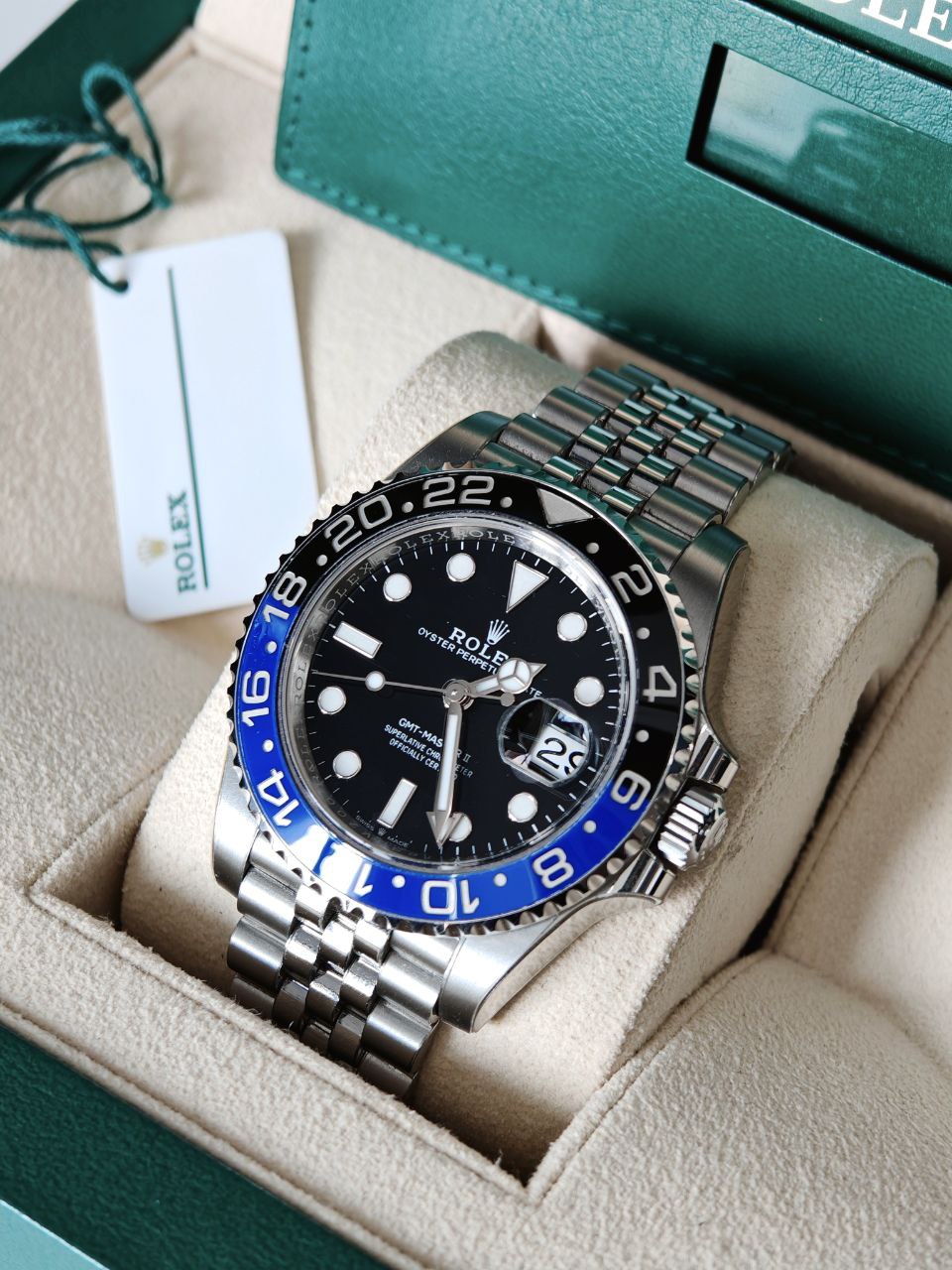 Rolex GMT-Master II  Oyster, 40 mm, Jubile 126710BLNR